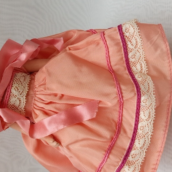 Collectible Vintage Storybook Doll Plastic Sleepy Eyes - Picture 3 of 11